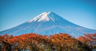 Núi Phú Sĩ vào mùa Thu